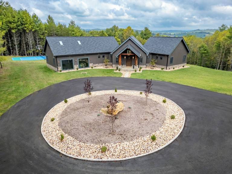 Lodge Floyd