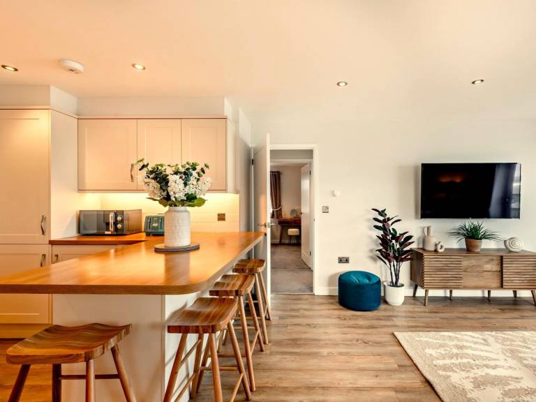 Fully equipped lovely apartment with barbeque, garden & patio | Water view | Pets are welcome — photo 5