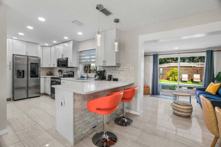 Pool Hottub 5 miles Clearwater IRB Pet Friendly — photo 4