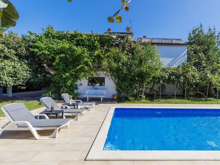 Ferienhaus in Umag, Murine f&uuml;r max. 14 Personen