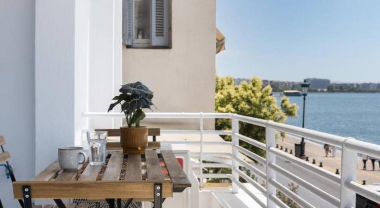 Ivory by halu! - Elegant 2BD apt with sea view — photo 4