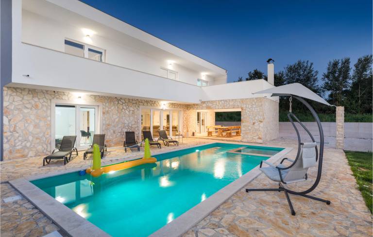 Ferienhaus in Juršići für max. 10 Personen Ferienhaus in Juršići für max. 10 Personen