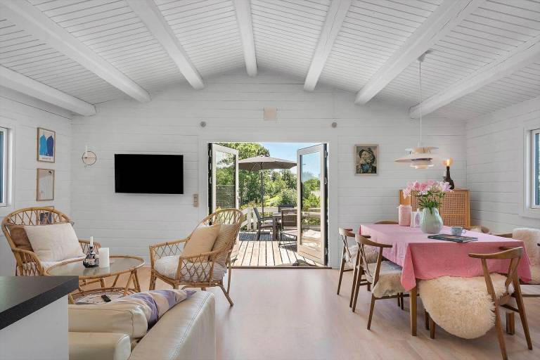 House with terrace & grill | Sea view — photo 5