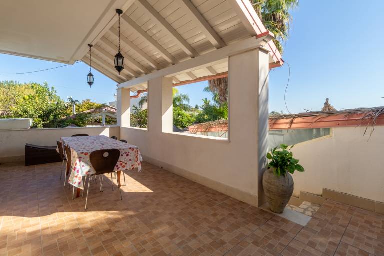 Apartment with Garden and Pool View, Private Veranda — photo 4