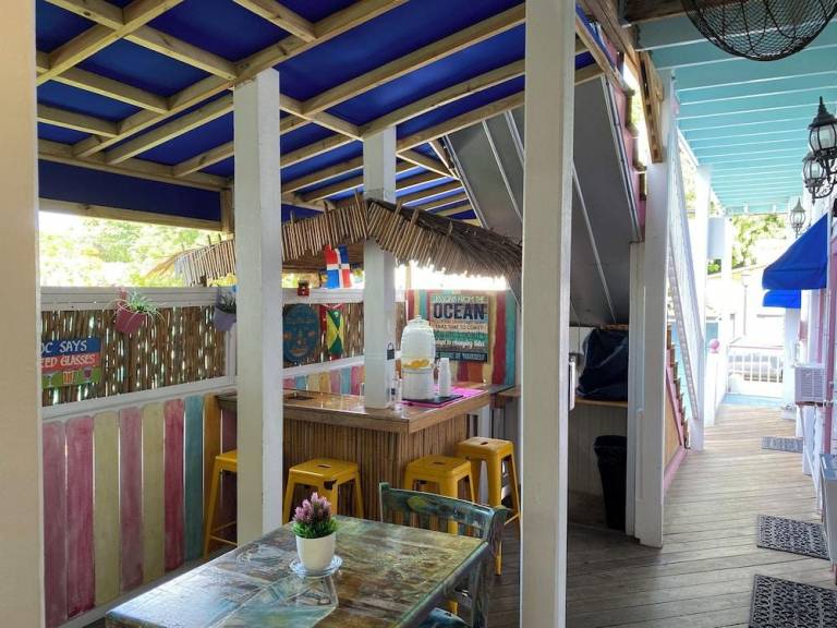 Caribbean House — photo 4