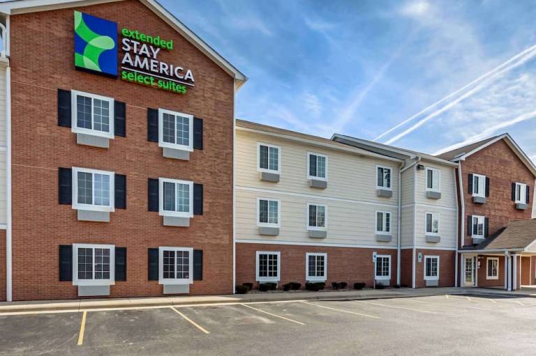 Extended Stay America Select Suites Cleveland Mentor