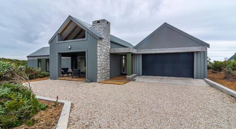 265 m&sup2; Ferienhaus
