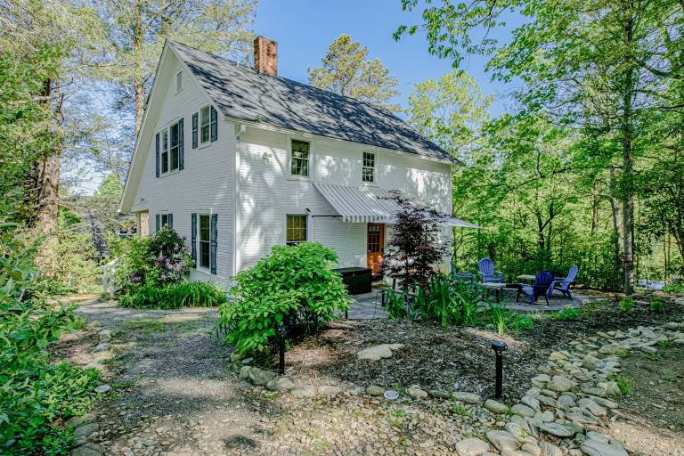House Black Mountain