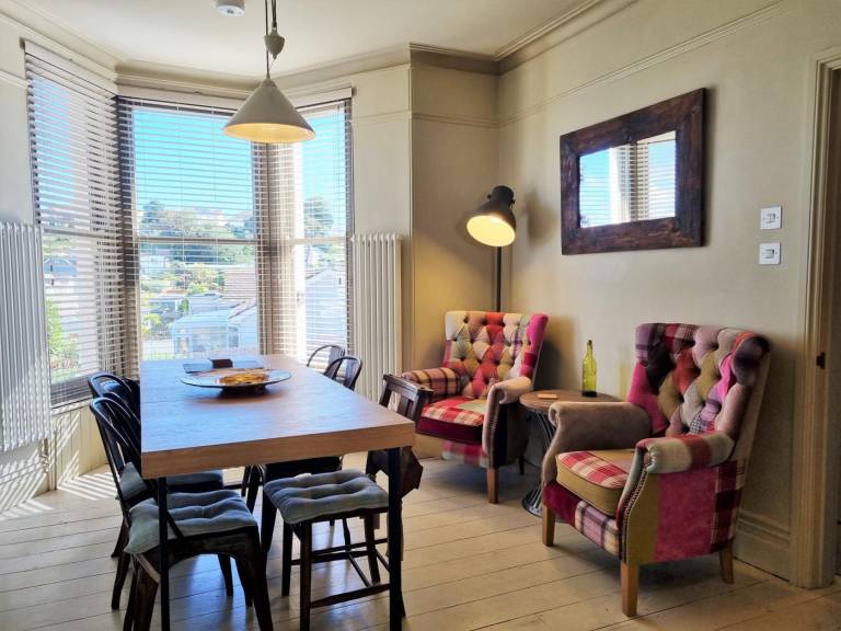 Cottage with garden | Water view — photo 2