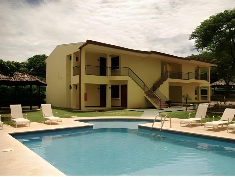 Nacazcol Hotel y Villas