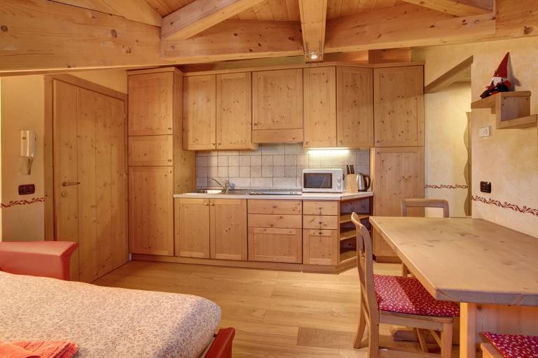 Apartment 'Baita dei ski app 5' with Mountain View & Wi-Fi — photo 3