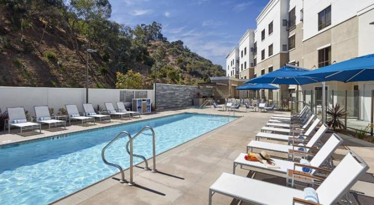 Homewood Suites San Diego Hotel Circle/SeaWorld Area — photo 4