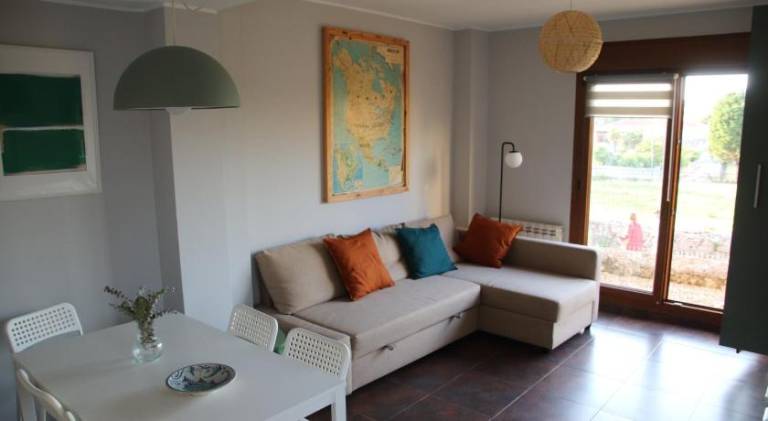 House with barbeque & terrace in Llanes