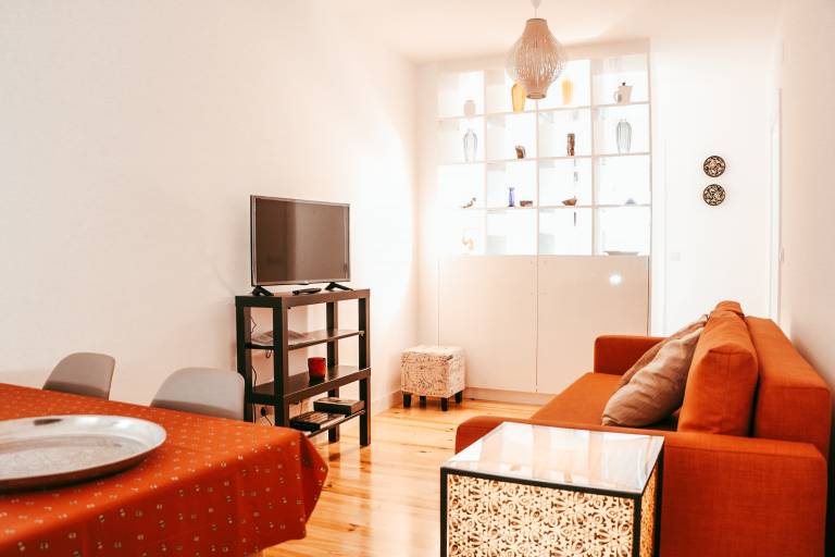 Apartment with patio & garden | Near São Jorge Castle | Pets are welcome — photo 2