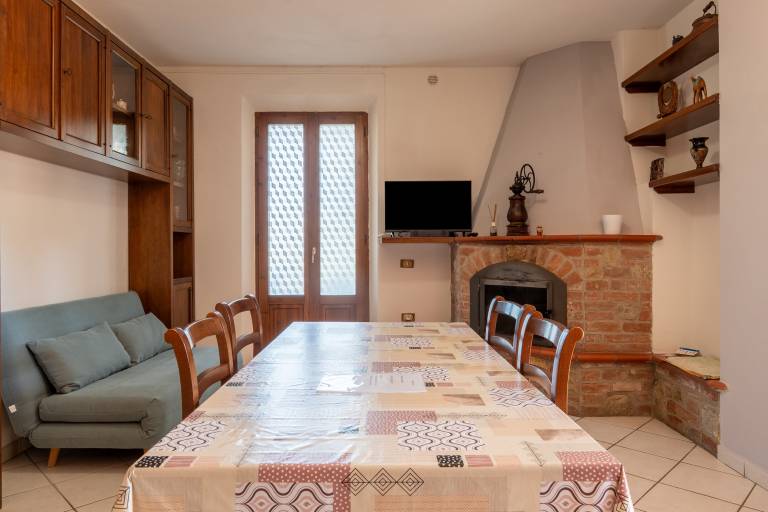 Children-friendly beautiful apartment with patio, garden & barbeque | Garden view | Perfect for remote work | Pets are welcome — photo 4