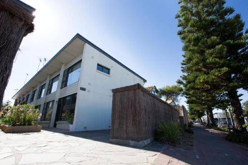 House Henley Beach