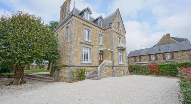 Fully equipped house with sauna, patio & garden | Suitable for remote work | Pets allowed in Saint-Quentin-sur-le-Homme