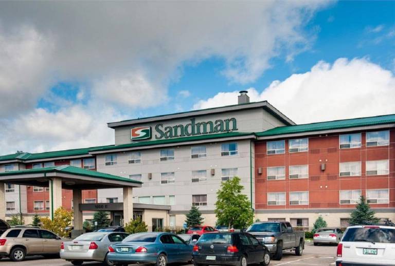 Sandman Hotel & Suites Regina in Regina, SK