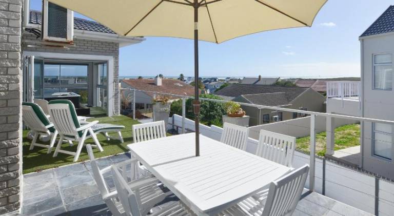 260 m&sup2; Ferienwohnung