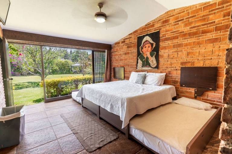 Villa with BBQ, fast internet & garden | Lake view — photo 4