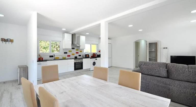 Vacation home with garden, barbecue & terrace — photo 3