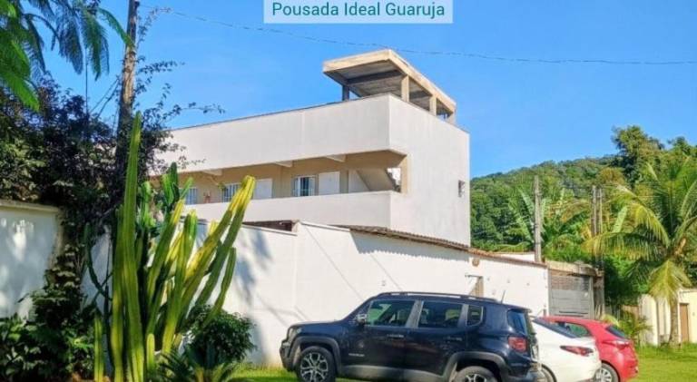 Rental apartment with terrace in Guarujá