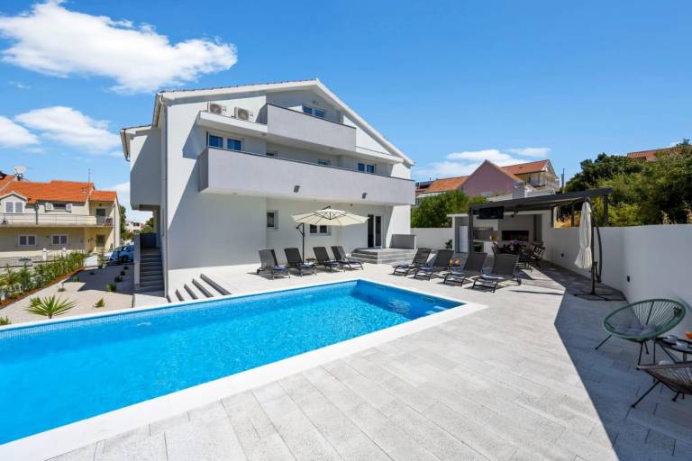 Ferienhaus in Brodarica, Kroatien für max. 12 Personen Ferienhaus in Brodarica, Kroatien für max. 12 Personen