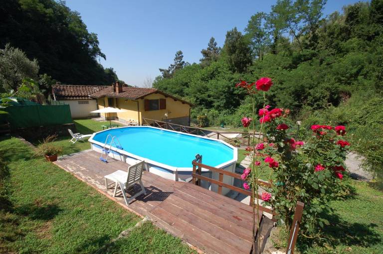 Farm with garden, private pool & terrace in Pistoia