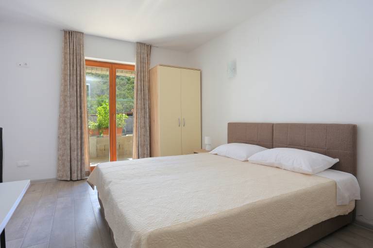 Studio flat with terrace and sea view Mastrinka, Čiovo (AS-18954-b) — photo 4