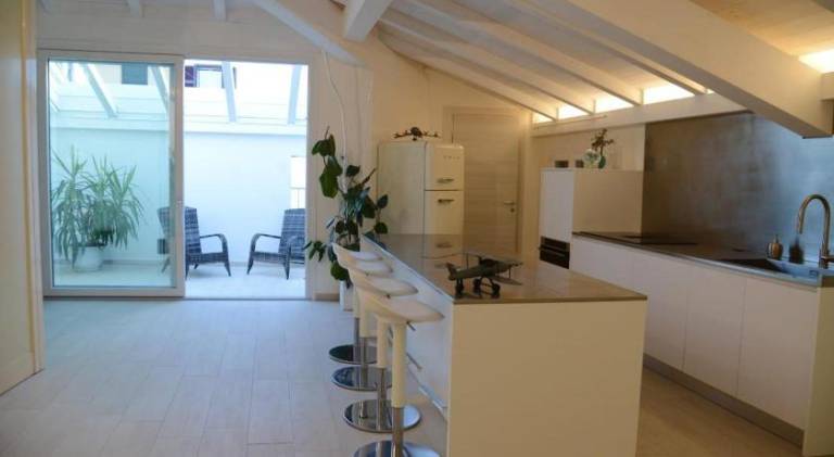 ROOMS, REGGIO AFFITTACAMERE con Bagno Privato, TV, Clima, Wi-Fi — photo 4