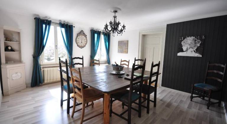 Holiday apartment with barbecue & patio — photo 2