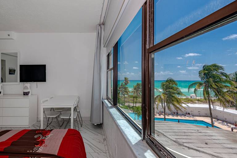 Appartement Mid-Beach