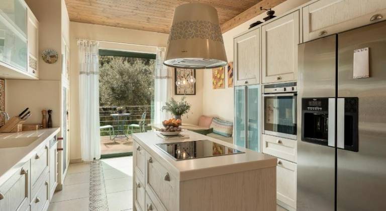 Villa with private pool & BBQ — photo 3