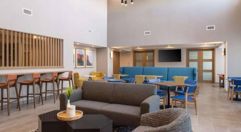 Hampton Inn & Suites by Hilton Cottonwood — photo 4