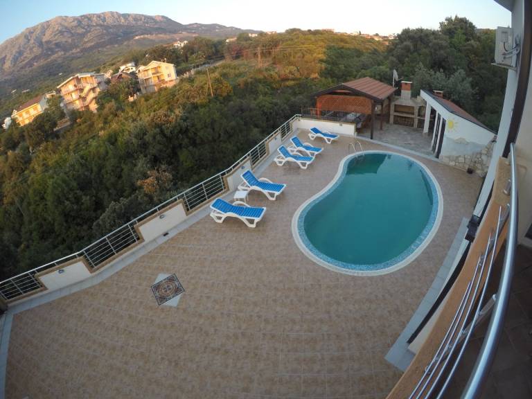 Studio Apartments with Sea View