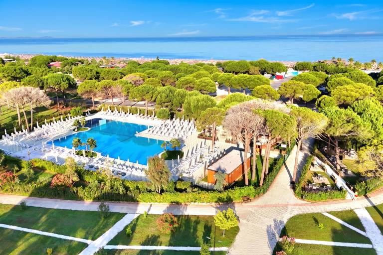 Penthouse Plazhi San Pietro