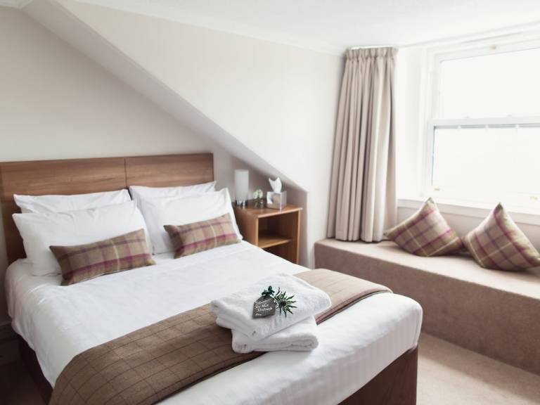 Accommodation Dunoon