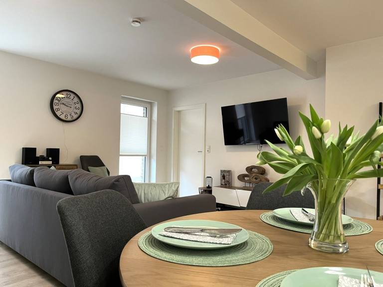 Exklusive 3- Raum- Ferienwohnung im EG in 1A Lage in Büsum. Nur 100m zur Nordsee. — photo 3