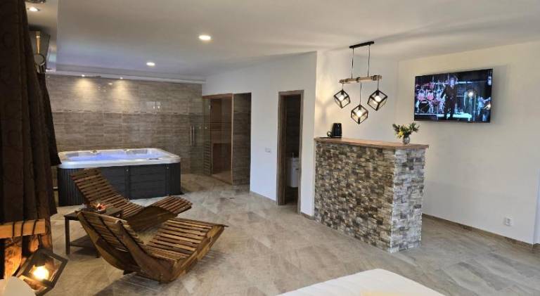 NEZNASOVY Restaurant - Penzion - Wellness - Sauna - SPA — photo 2