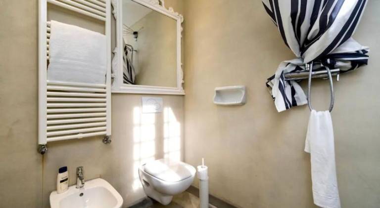 Apartment with 1 room for 4 persons — photo 2