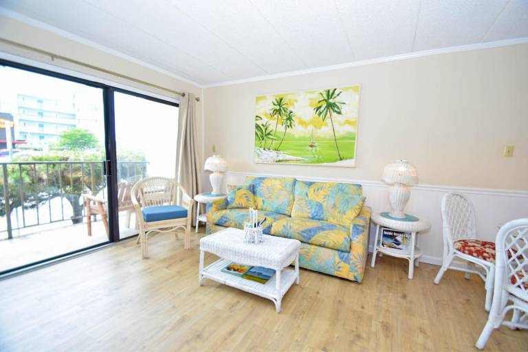 Condo with 1 room for 5 persons — photo 4