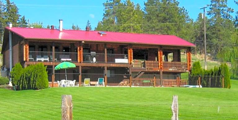 Bed and breakfast  Barnhartvale