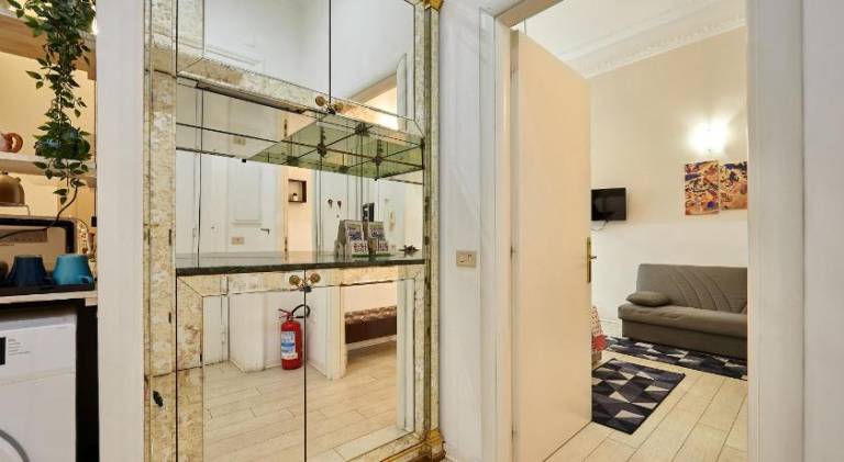 Holiday apartment with 3 rooms for 10 persons in Vittoria