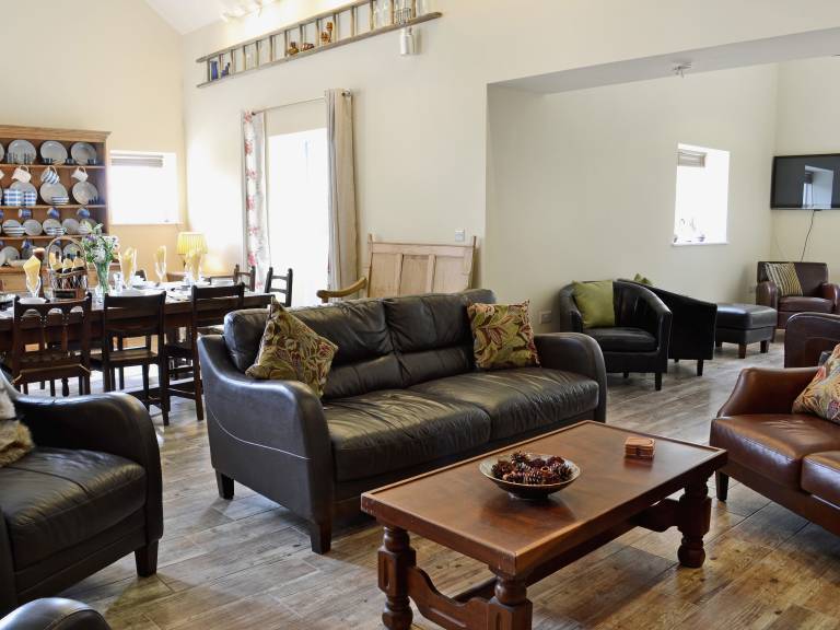 Cottage with garden, grill & jacuzzi | Sea view — photo 3