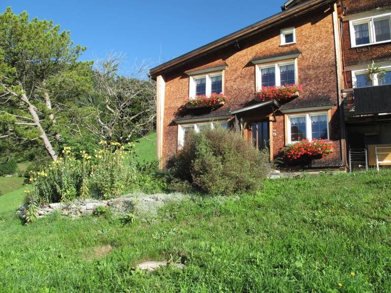 Apartment with terrace & garden | Nature view — photo 2