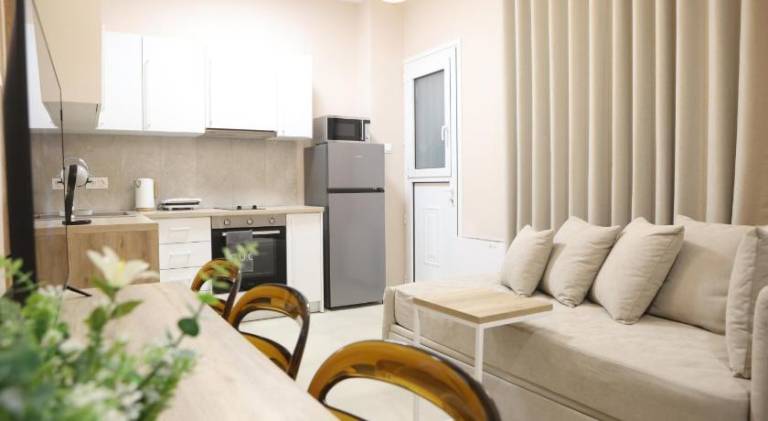 Beautiful holiday apartment | Close to the beach | Pets are welcome in Piraeus