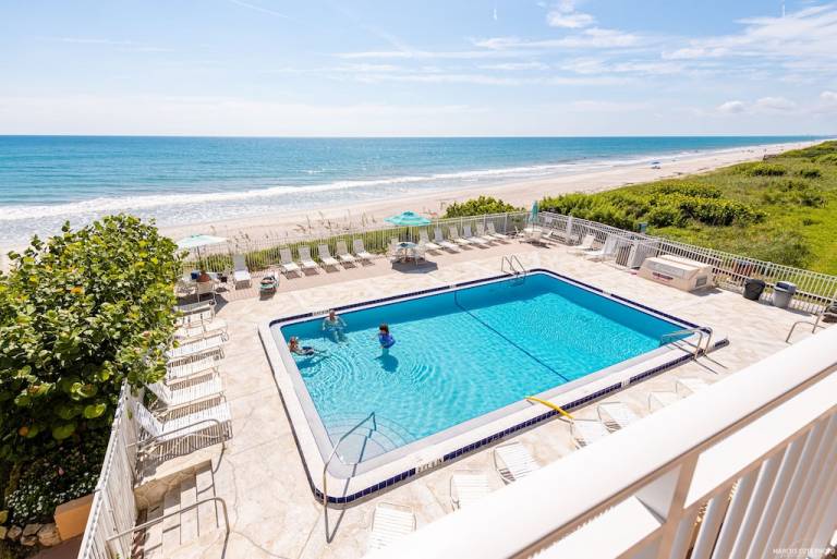 Condo  Satellite Beach