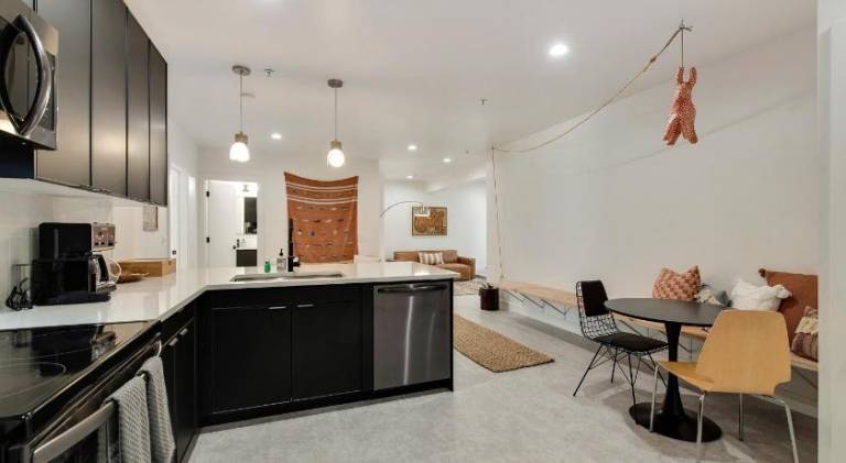 Apartment with patio, garden & hot tub — photo 3