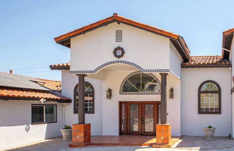House  Whittier
