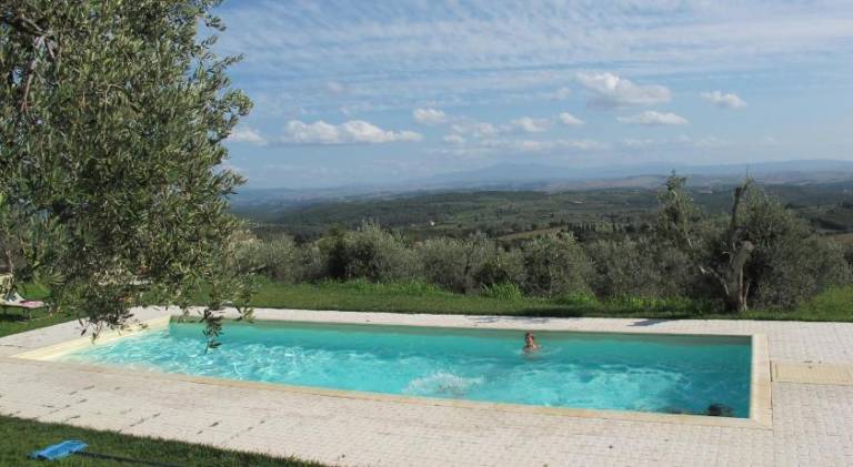 Family-friendly farm with yard, pool & barbeque | Dogs allowed — photo 3